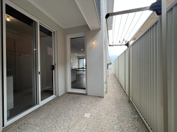 96C Esplanade, Semaphore - Image 26